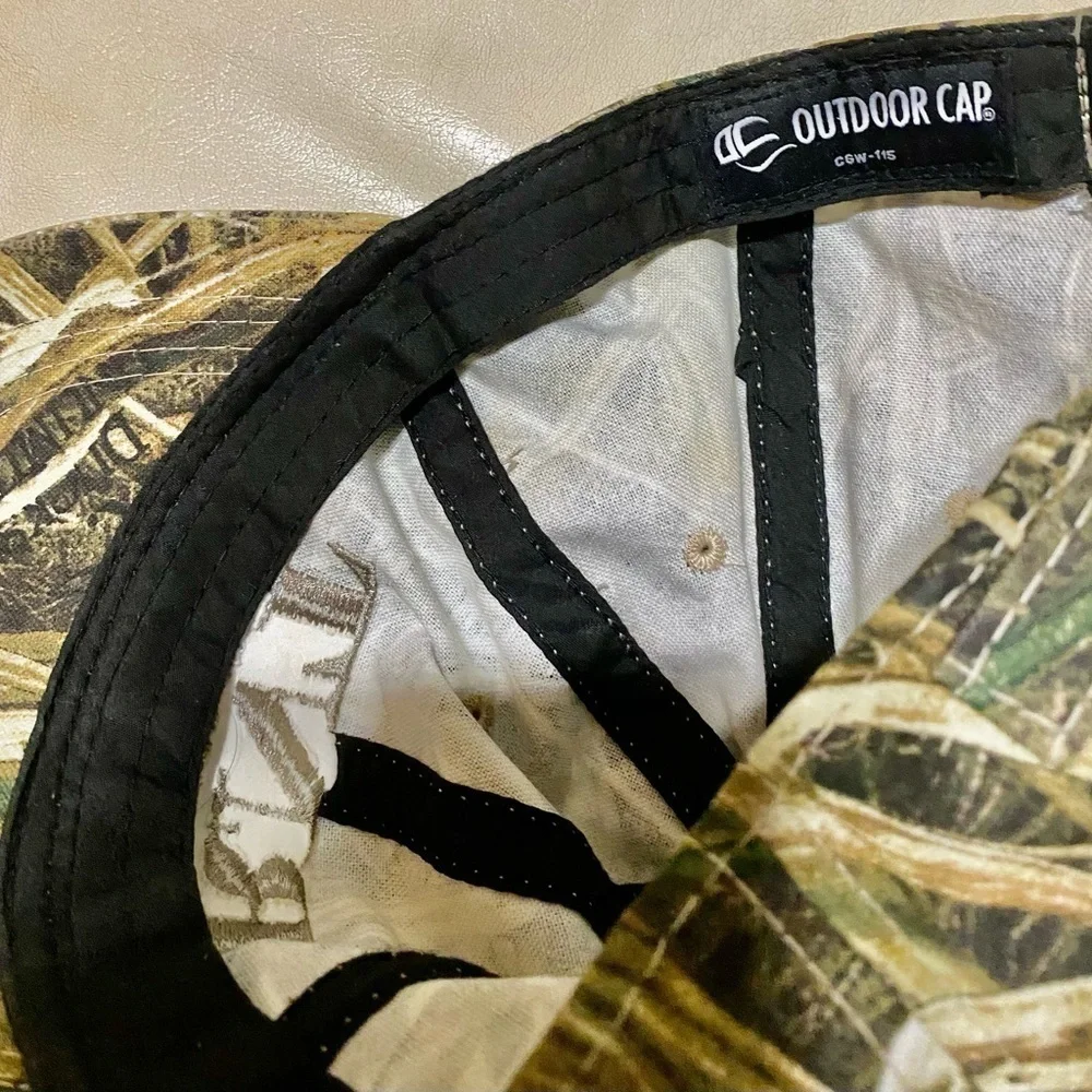 OUTDOOR CAMOUFLAGE LCAP WITH RICH-N-TONE CALLS EMBLEM